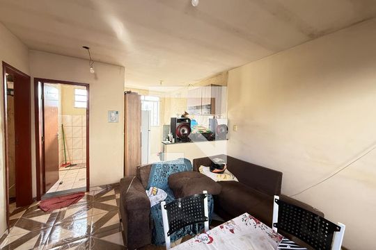 Apartamento à venda com 2 quartos, 44m² em Parque Maracana, Contagem