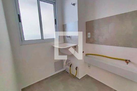 Sala/cozinha de apartamento para alugar com 2 quartos, 53m² em Chácaras Reunidas São Jorge, Sorocaba