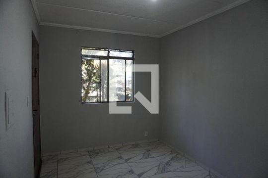 Apartamento para alugar com 2 quartos, 46m² em Itaim Paulista, São Paulo