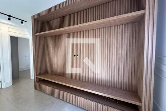 Sala de apartamento para alugar com 2 quartos, 88m² em Alphaville, Barueri