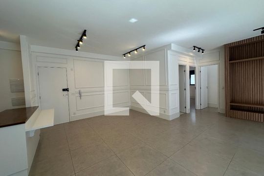Sala de apartamento para alugar com 2 quartos, 88m² em Alphaville, Barueri