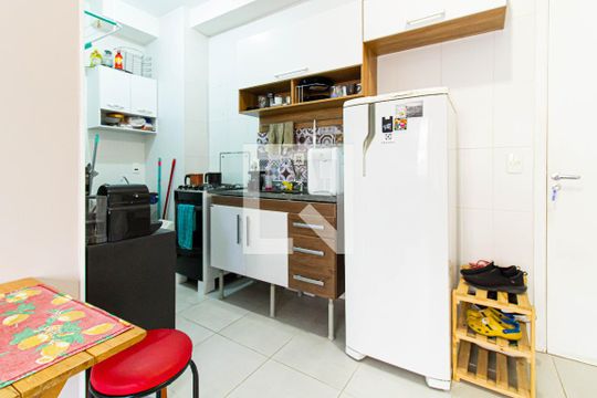 Cozinha / Área de Serviço de apartamento para alugar com 2 quartos, 34m² em Vila Leopoldina, São Paulo