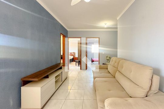 Sala de TV de apartamento para alugar com 2 quartos, 64m² em Ingleses do Rio Vermelho, Florianópolis