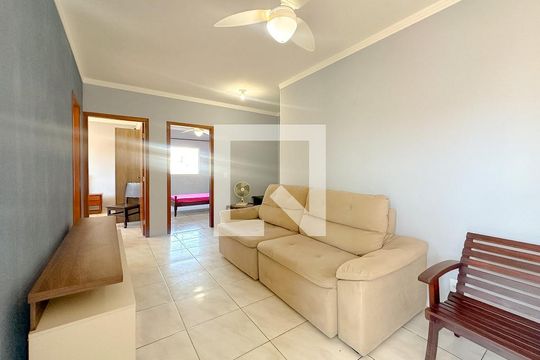Sala de TV de apartamento para alugar com 2 quartos, 64m² em Ingleses do Rio Vermelho, Florianópolis