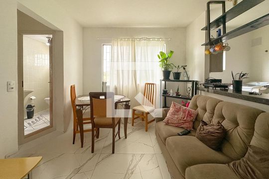 Apartamento para alugar com 2 quartos, 52m² em Sertão do Maruim, São José