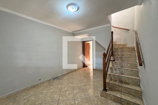 Sala de casa para alugar com 5 quartos, 158m² em Vila Sao Pedro, Santo André