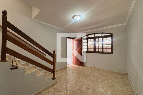 Sala de casa para alugar com 5 quartos, 158m² em Vila Sao Pedro, Santo André