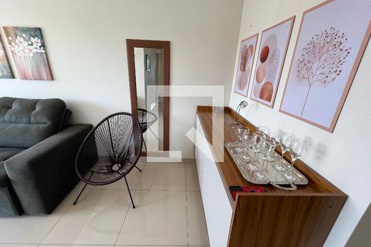 Sala de apartamento para alugar com 3 quartos, 75m² em Vila Pirajussara, São Paulo