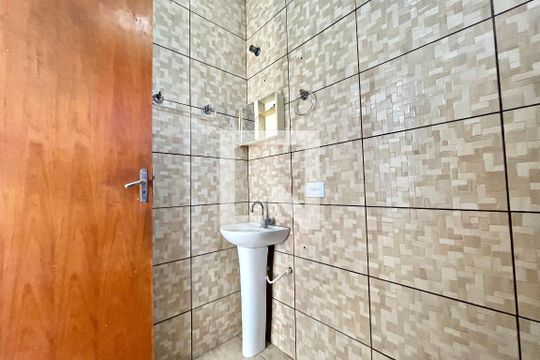 Banheiro de apartamento para alugar com 1 quarto, 40m² em Americanópolis, São Paulo