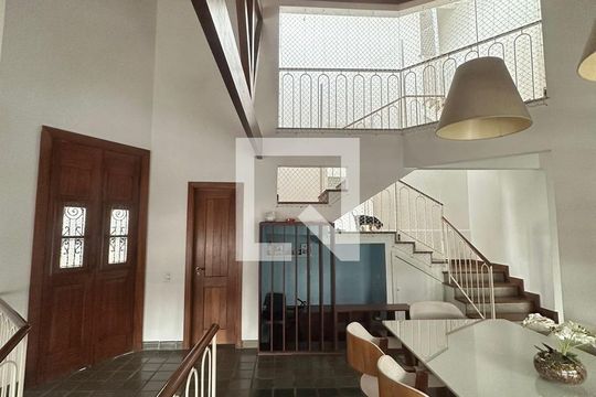 Sala de casa de condomínio à venda com 4 quartos, 377m² em Badu, Niterói