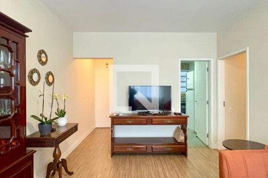 Sala de apartamento para alugar com 2 quartos, 121m² em Perdizes, São Paulo