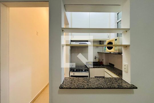 Apartamento para alugar com 1 quarto, 40m² em Copacabana, Rio de Janeiro