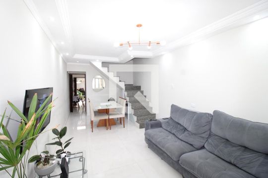 Sala de casa à venda com 2 quartos, 83m² em Vila Jacuí, São Paulo