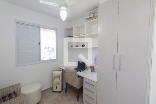 Quarto 1 de apartamento à venda com 3 quartos, 79m² em Vila Paiva, São Paulo