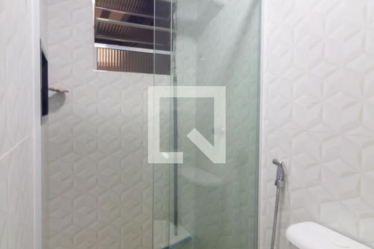 Banheiro da Suíte de casa para alugar com 1 quarto, 44m² em Cidade Antônio Estêvão de Carvalho, São Paulo