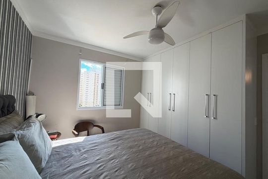 Quarto de apartamento à venda com 2 quartos, 84m² em Jardim Santa Eudoxia, Campinas