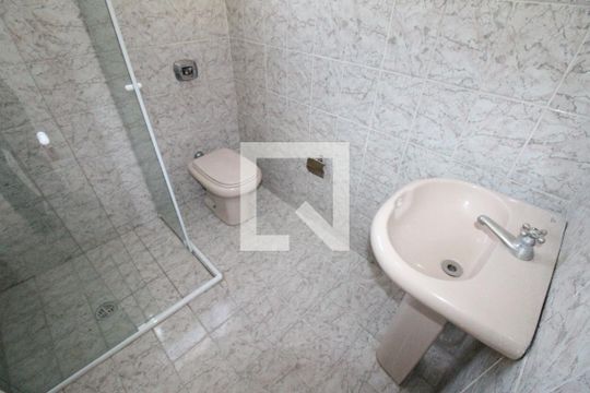 Banheiro de casa para alugar com 3 quartos, 380m² em Jardim Satélite, São José dos Campos