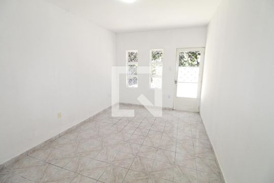 Sala de casa para alugar com 3 quartos, 380m² em Jardim Satélite, São José dos Campos