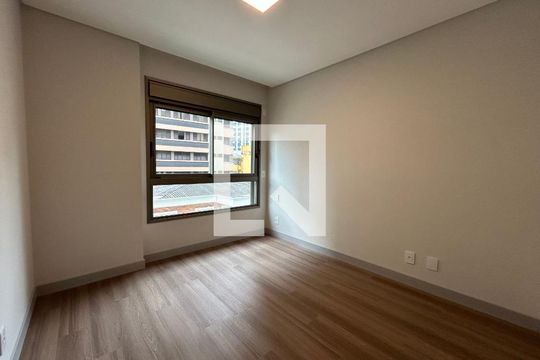 Quarto 1 de apartamento para alugar com 3 quartos, 126m² em Centro, Florianópolis