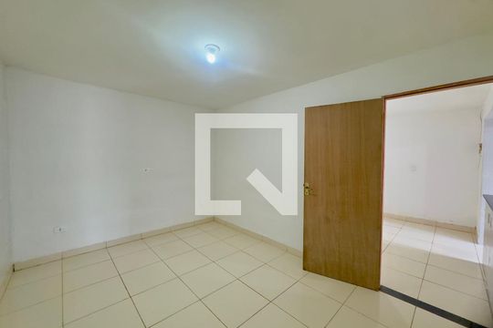 Quarto 2 de casa para alugar com 3 quartos, 90m² em Jardim Valeria, Guarulhos