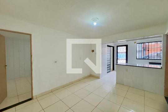 Sala de casa para alugar com 3 quartos, 90m² em Jardim Valeria, Guarulhos