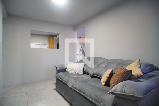 Sala de casa à venda com 3 quartos, 210m² em Santos Dumont, São Leopoldo