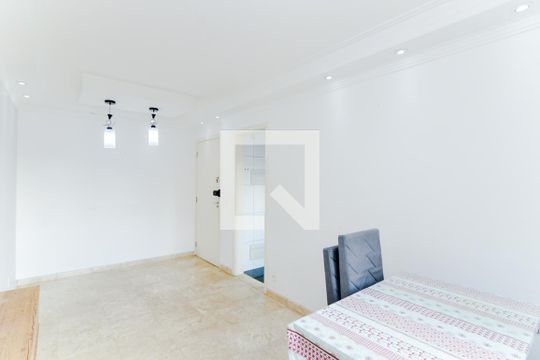 Sala de apartamento para alugar com 2 quartos, 49m² em Centro, Guarulhos