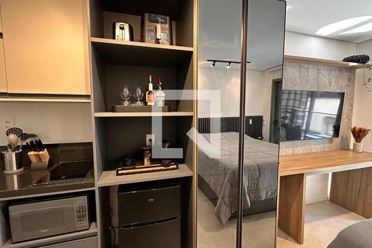 Kitnet/Studio para alugar com 1 quarto, 24m² em Brooklin, São Paulo