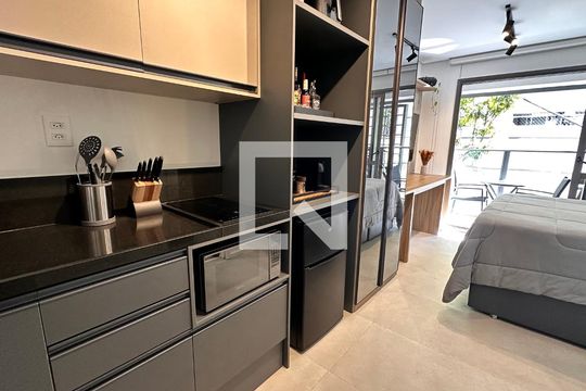 Kitnet/Studio para alugar com 1 quarto, 24m² em Brooklin, São Paulo