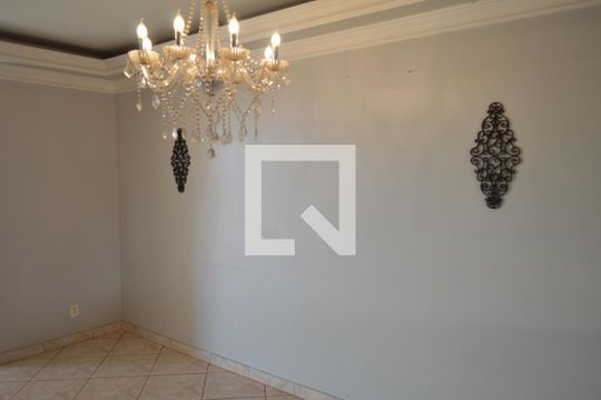 Apartamento para alugar com 3 quartos, 133m² em Vila Seixas, Ribeirão Preto