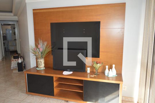 Apartamento para alugar com 3 quartos, 133m² em Vila Seixas, Ribeirão Preto