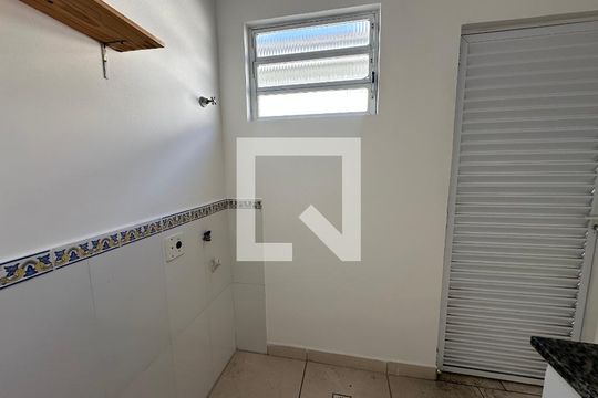 Kitnet de casa para alugar com 1 quarto, 25m² em Parque Sao Vicente, São Vicente