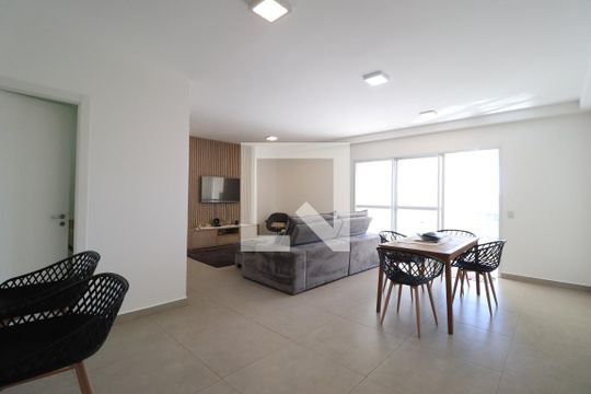 Sala de apartamento para alugar com 3 quartos, 110m² em Jardim Karaíba, Uberlândia