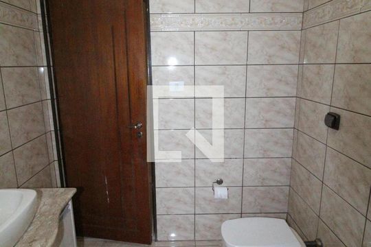 Banheiro de casa para alugar com 3 quartos, 228m² em Vila Tesouro, São José dos Campos