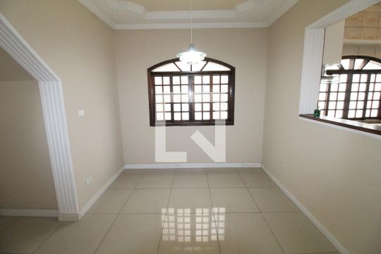 Sala 2 de casa para alugar com 3 quartos, 228m² em Vila Tesouro, São José dos Campos