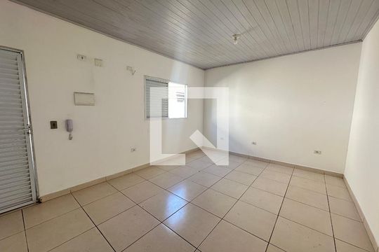 Kitnet de casa para alugar com 1 quarto, 25m² em Parque Sao Vicente, São Vicente