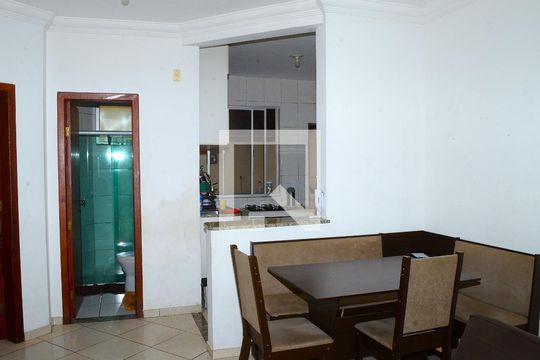 Sala de apartamento para alugar com 2 quartos, 78m² em Goiânia, Belo Horizonte
