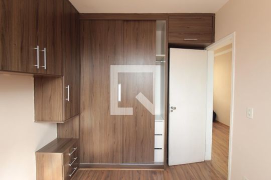 Quarto 1 de apartamento para alugar com 2 quartos, 48m² em Jardim Guanabara, Belo Horizonte