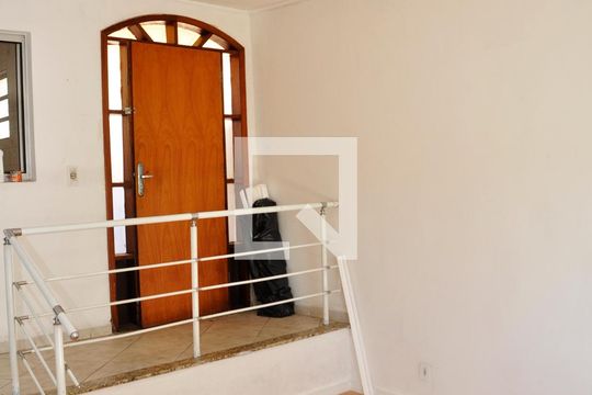 Sala de casa à venda com 1 quarto, 140m² em Vila Mirante, São Paulo