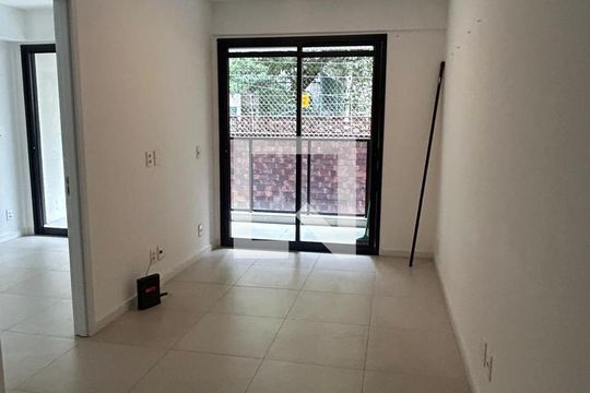 Sala de apartamento para alugar com 1 quarto, 50m² em Laranjeiras, Rio de Janeiro