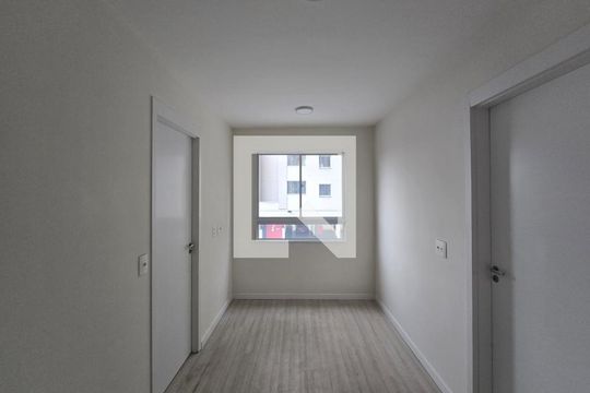 Apartamento à venda com 2 quartos, 36m² em Vila das Bandeiras, Guarulhos