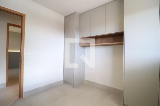 Suíte de apartamento para alugar com 3 quartos, 110m² em Jardim Sul, Uberlândia