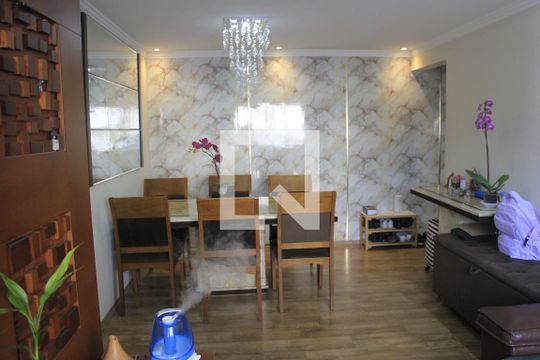 Sala  de apartamento para alugar com 2 quartos, 60m² em Jardim Nova Taboao, Guarulhos