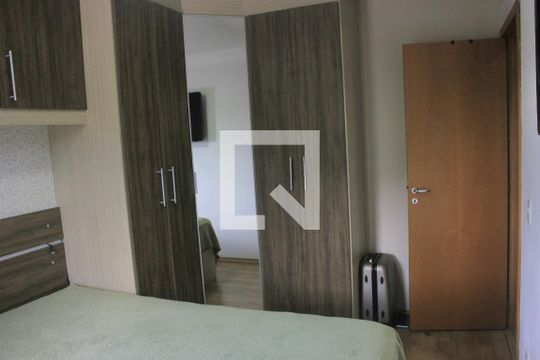 Quarto 1 de apartamento para alugar com 2 quartos, 60m² em Jardim Nova Taboao, Guarulhos