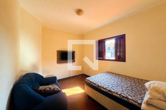 Quarto de casa para alugar com 5 quartos, 277m² em Jardim Anton von Zuben, Campinas