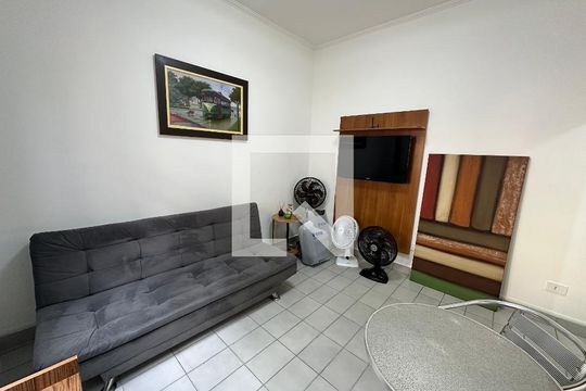 Sala de apartamento para alugar com 1 quarto, 50m² em Itararé, São Vicente