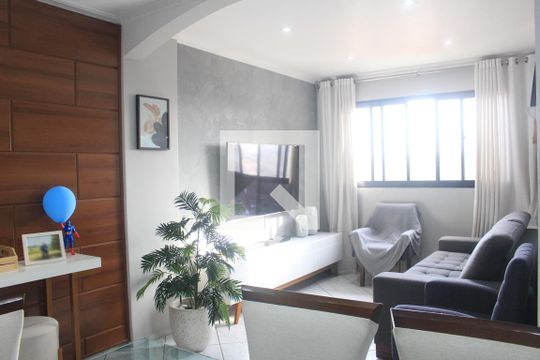 Sala de apartamento para alugar com 3 quartos, 79m² em Fundação, São Caetano do Sul