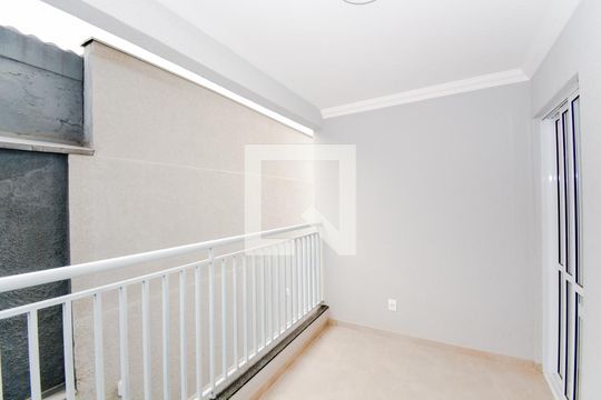 Varanda da Sala de apartamento à venda com 2 quartos, 53m² em Jardim Aida, Guarulhos