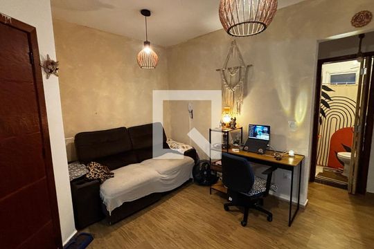 Apartamento à venda com 2 quartos, 50m² em Vila Vitória, Santo André