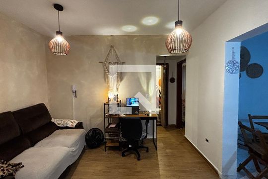 Apartamento à venda com 2 quartos, 50m² em Vila Vitória, Santo André
